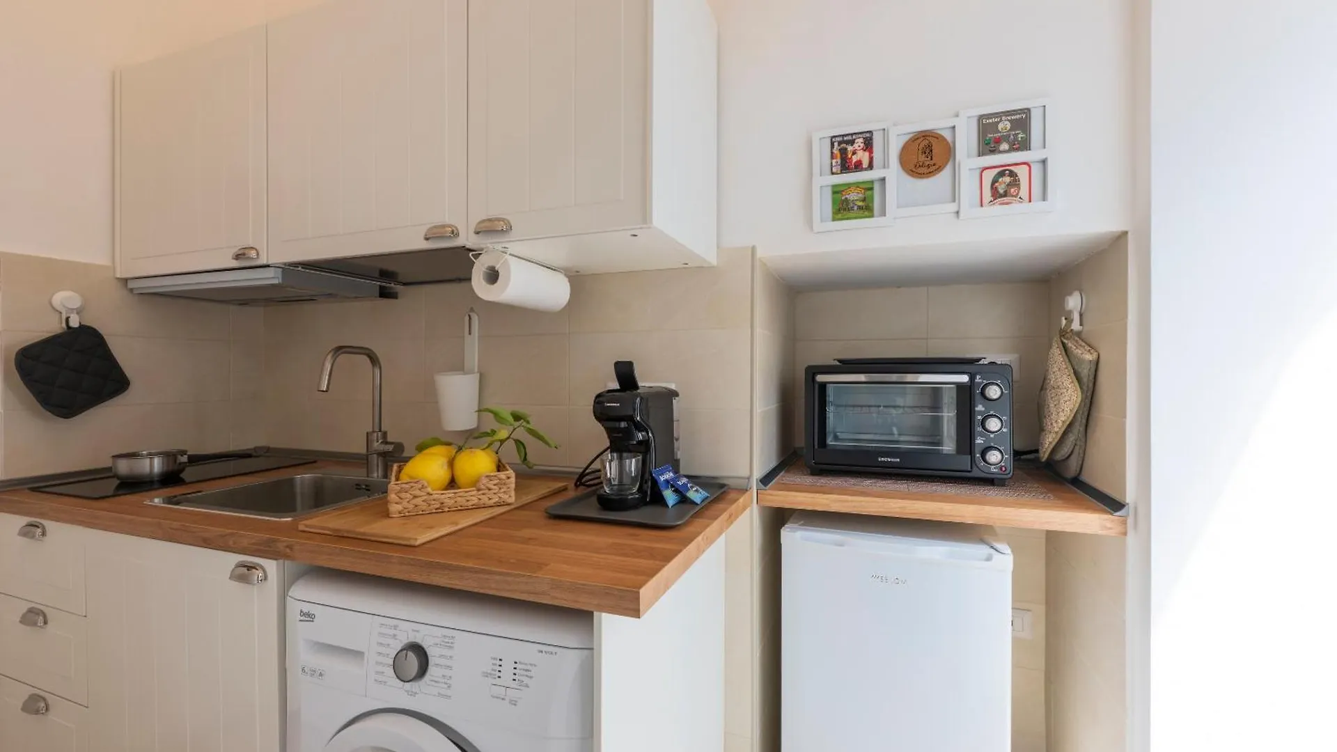 Assia Home Amalfi 0*,  Italy
