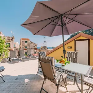 Bouganville House Apartment